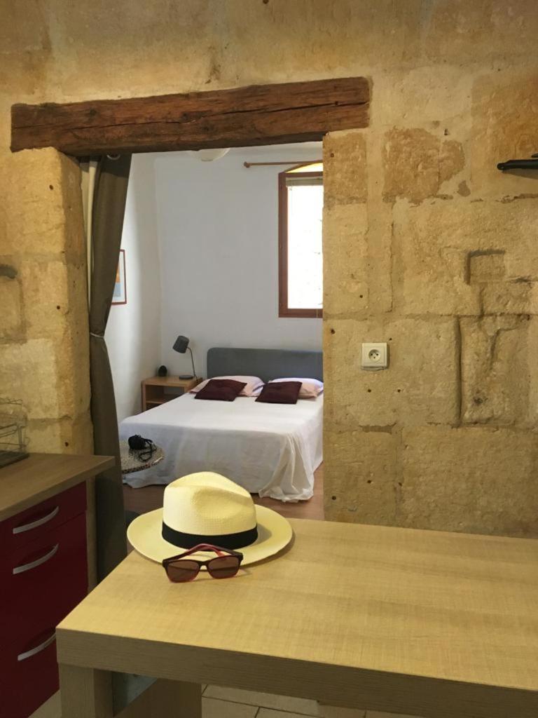 Appart Sympa Dans Le Vieux Nîmes Exteriér fotografie